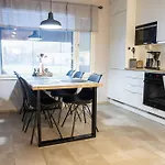 Kultaranta Kultakimpaleet 公寓 沃卡蒂